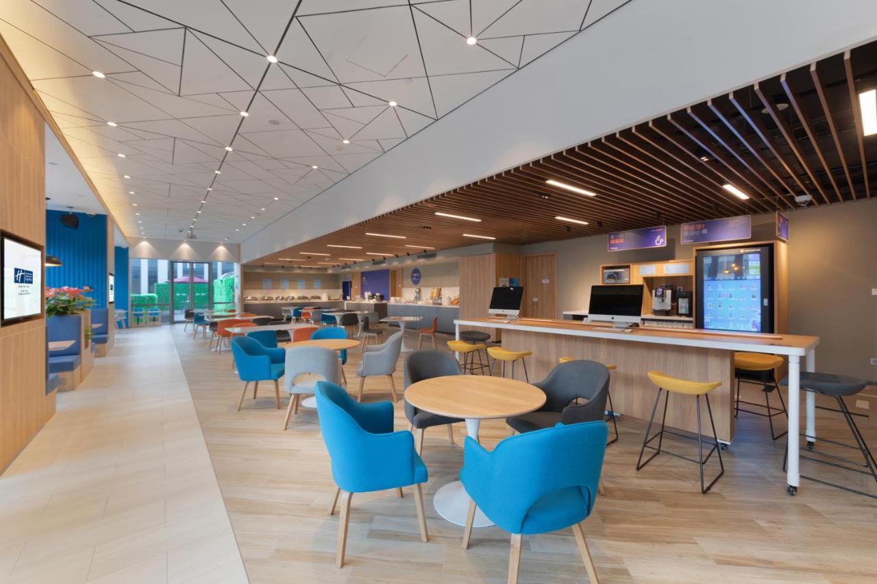 Holiday Inn Express Shanghai Huijin By Ihg Buitenkant foto